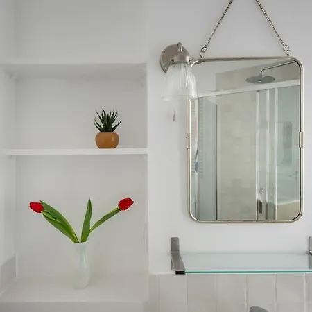 Apartamento Cosy With 270 Degrees View On Streets